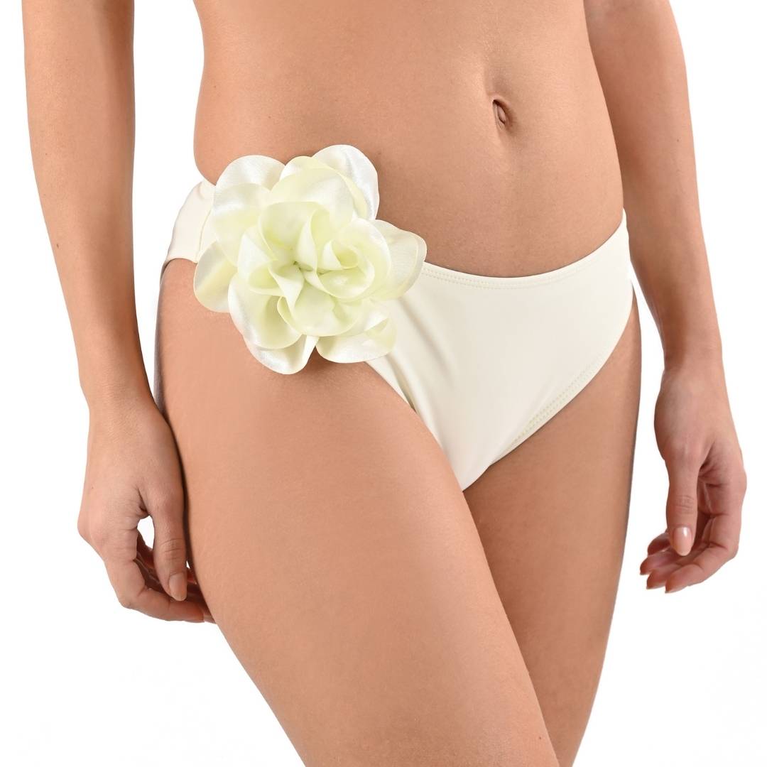 Bikini Blanco Con Flor